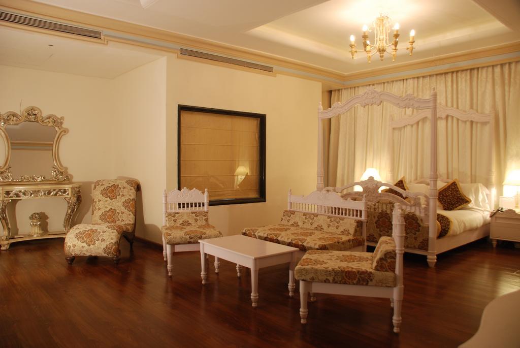 Hotel The Nagpur Ashok Zewnętrze zdjęcie
